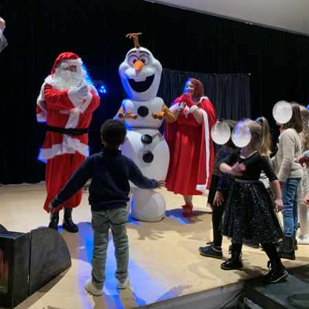 La magie de Noel pour les enfants du personnel du groupe EP’AGE36